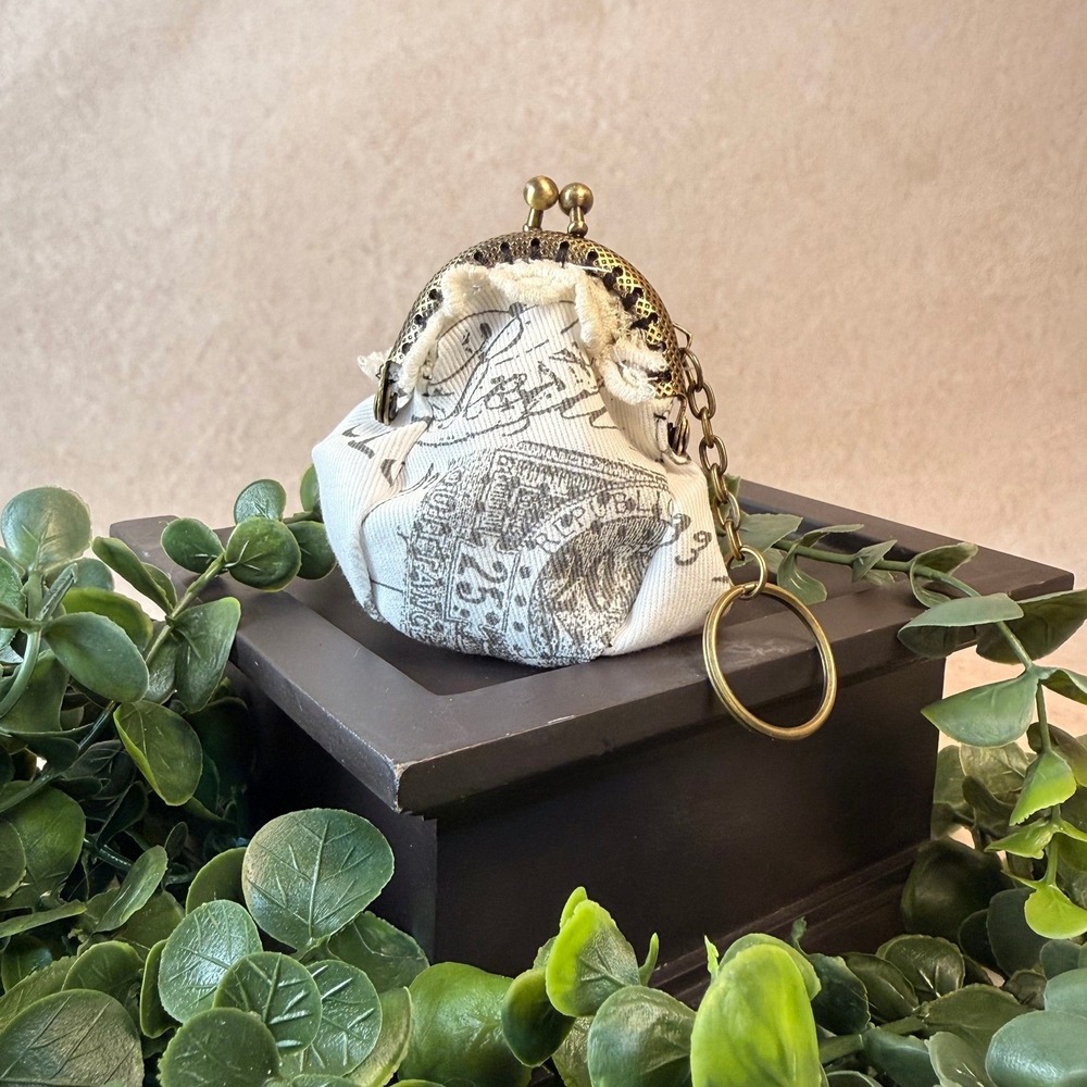 French Themed Cotton Kiss Lock Coin Purse